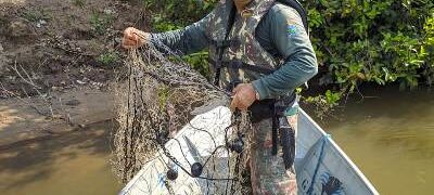 PMA do Distrito de Águas do Miranda fiscaliza 18 embarcações com pescadores no rio Miranda