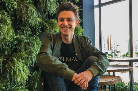 Influencer Rafa Lasalvia agita a capital paulistana com o Resenha Sports Bar