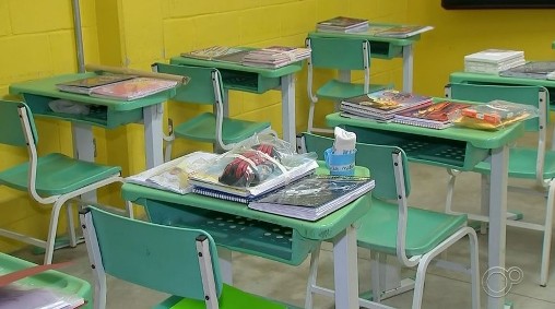Cidades com volta às aulas nas particulares têm 30 vezes mais casos de Covid-19 em MS