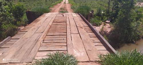 PMA autua gerente de fazenda em R$ 5 mil por construção de ponte em estrada degradando áreas protegidas de córrego