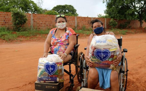Famílias aquidauanenses recebem apoio da LBV
