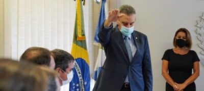 Paulo Corrêa assume governo e inicia agenda discutindo ações relativas à pandemia