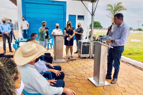 Riedel confirma investimentos e participa da entrega de obras no interior