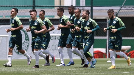 Palmeiras inicia maratona do Mundial e ficará isolado no Catar, proibido até de passear