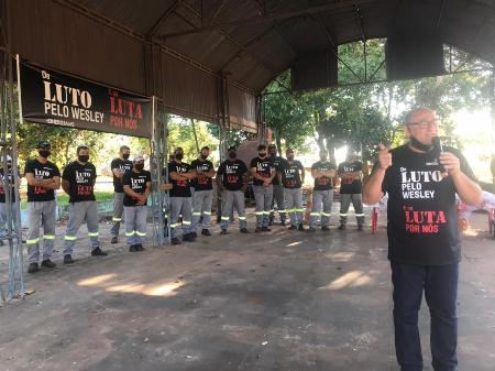 Sinergia-MS presta homenagem à eletricista e denuncia terceirizada da Energisa
