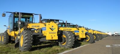 Governo de MS entrega 28 motoniveladoras e 127 viaturas nesta segunda-feira
