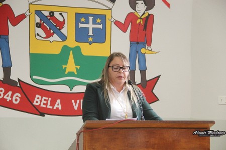 Vereadora Helenice Kalife solicita ampliação na coleta de lixo 