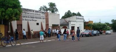Bela Vista: Vacina contra covid Idosos fazem fila para pegar senha