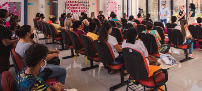 Mais de 50 exames preventivos e de mamografia foram realizados em ação no mês da Mulher.