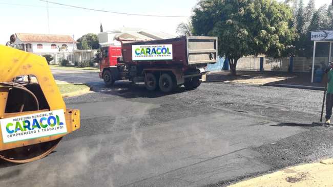 Prefeitura Municipal de Caracol inicia obras de recapeamento e tapa buracos
