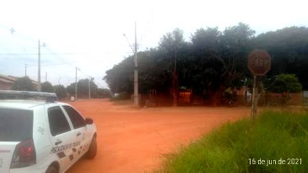 Departamento Municipal de Trânsito atende pedidos de moradores da Vila Canaã
