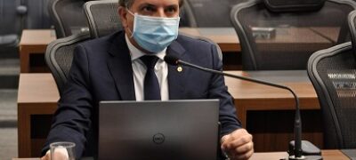 Projeto de Lei do Coronel David que considera essencial a atividade dos profissionais da beleza é aprovado por unanimidade