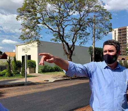Riedel anuncia a vereadores pacote de R$ 60 milhões em obras