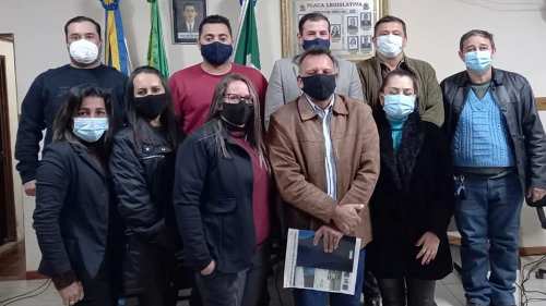 Vice prefeito Preguinho recebe Moção de Parabenização dos vereadores