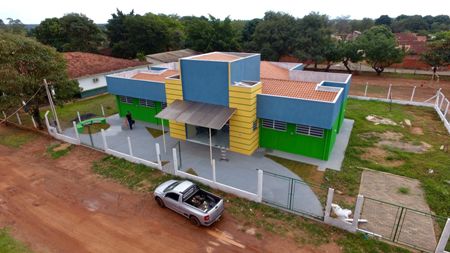 Em Bela Vista Reinaldo Azambuja entrega UBS e 102 casas programa Lote Urbanizado 