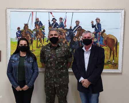 Bela Vista: Turismo visita Comandante do 10º RC MEC e apresenta projeto de Revitalização do Nhandipá