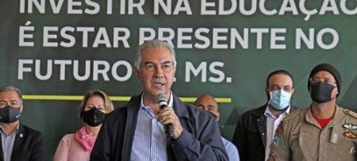 Na volta às aulas, Reinaldo Azambuja destaca investimento de R$ 289 milhões em reformas de escolas