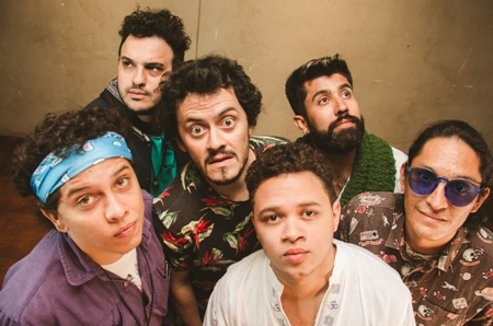Longe dos palcos e do público, Kzulo se prepara para lançar primeiro EP da banda