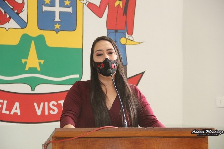 Fabrizia Tinoco cobra aplicação do Programa Bolsa Atleta