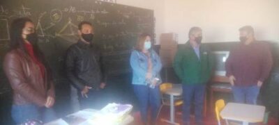 Prefeito Piti visita as escolas e dá boas vindas aos alunos