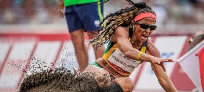 Sul-mato-grossense Silvânia Costa sagra-se bicampeã paralímpica no salto em distância