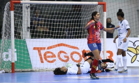 Equipe de MS vence a primeira e segue firme por classificação na Taça Brasil de Futsal feminina