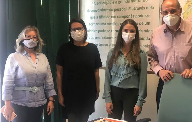 Secretaria de Educação de Caracol busca parceria para  escola rural