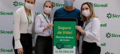 Sicredi Centro-Sul MS entrega prêmio a associado de Ponta Porã ganhador no sorteio do Seguro de Vida