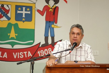 Marquinhos Lino reivindica retirada de galhos e reparo na Iluminação na COAHB