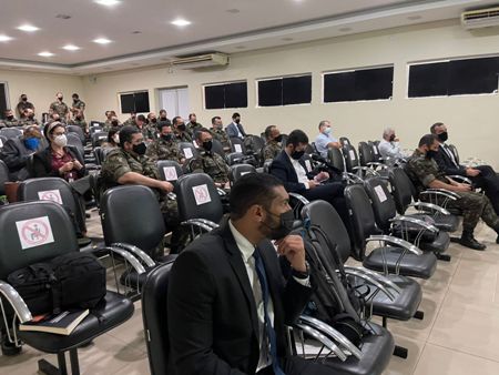 Segurança integrada e ajuda humanitária são debatidos em Simpósio sobre defesa nacional
