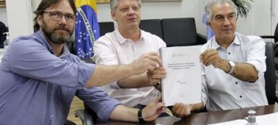 Governador recebe mapeamento da Bacia do Rio Paraguai e discute ações para recuperar o Rio Taquari