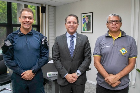 Cel David recebe membros da Associação dos Oficiais da PM e reforça compromisso com categoria