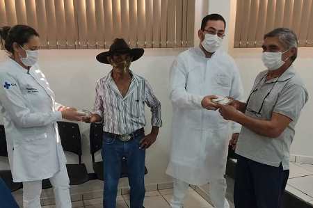 Prefeitura de Caracol e Governo Federal entregam próteses dentárias para população do município