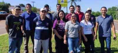 Prefeitura e “Mais Verde, Mais Vida” plantam Ipês nas Ruas do município