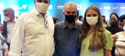 Neco  e a secretária de Educação participaram do lançamento do Programa MS Alfabetiza – Todos pela Educação da Criança