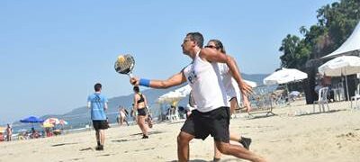Competição por equipes agita o beach tennis no fim de semana na capital