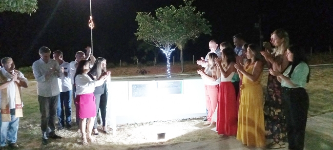 Praça em homenagem a Eduardo Ibanhes é inaugurada em Caracol