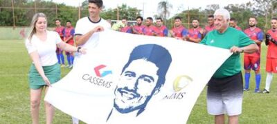 Amigos e familiares de José Roberto Faker prestam homenagem póstuma em partida de futebol amistosa