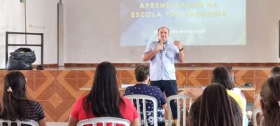 Prefeitura de Caracol ofereceu formação e palestra para servidores da educação com o professor Júlio Furtado
