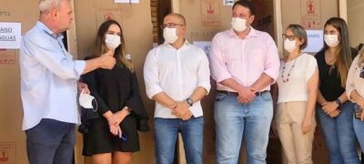 Governo do Estado entrega Câmara Fria para sala de vacinas de Caracol
