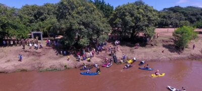 PMA, Prefeitura, Conselho Ambiental, AGRAER, SAAE, Exército, Bombeiros e caiaqueiros de Bela Vista realizam evento ambiental e ainda retiram 500 kg de lixo do rio Apa