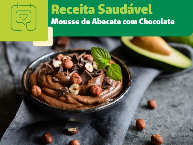 Receita Saudável: mousse de abacate com chocolate  