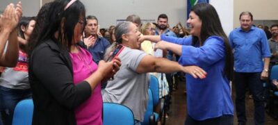 Rose Modesto leva MS QUE QUEREMOS para cinco cidades da Costa Leste