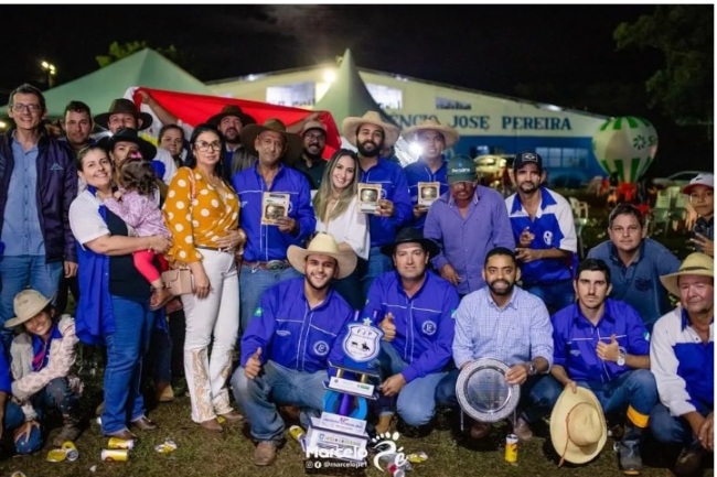 Prefeito Marcelo Pé parabeniza Clube do Laço Florêncio José Pereira