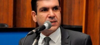 Sem partido desde 2019, deputado anuncia filiação ao PSDB durante sessão