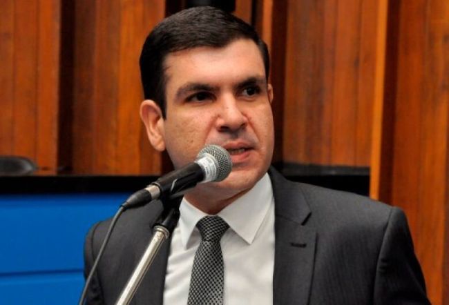 Sem partido desde 2019, deputado anuncia filiação ao PSDB durante sessão