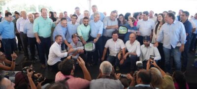 “Entrega de maquinário reforça municipalismo e união de esforços”, ressalta presidente