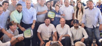 Prefeito Marcelo Pé e vereadores cumprem agenda em Campo Grande e recebem maquinários para agricultura familiar de Antônio João