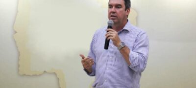 Riedel: ‘Governar é ouvir os prefeitos e o legislativo’