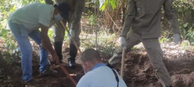 Trabalhador teve o pescoço cortado e o corpo carbonizado e enterrado em MS